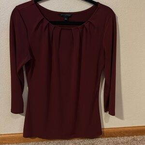 Burgundy 3/4 Sleeve Banana Republic blouse. Size M